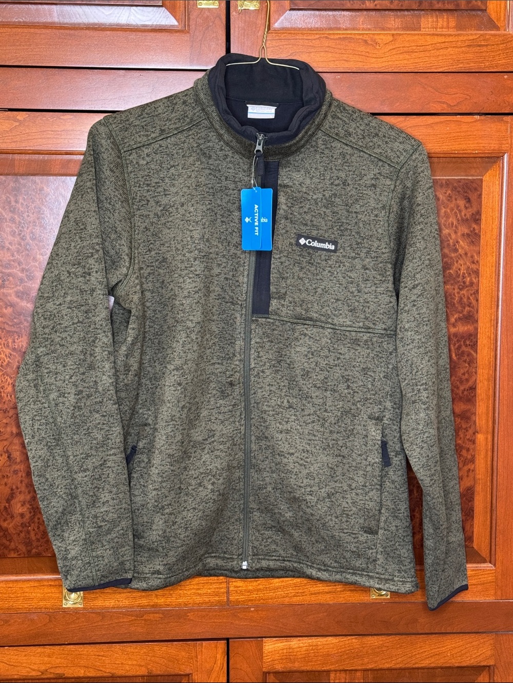 Columbia Men’s Heathered Olive Green Full-Zip Jacket size large, NWT